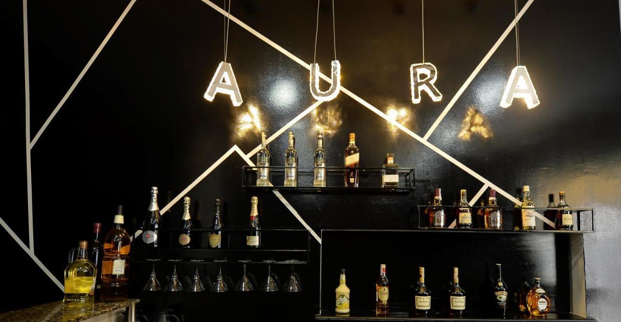 Aura Boutique Hotel バトゥーミ エクステリア 写真